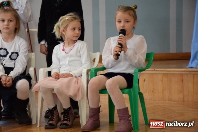 Zdjęcie w galerii na portalu naszraciborz.pl: Dzień Babci i Dziadka w Bolesławiu  wiadomości z regionu