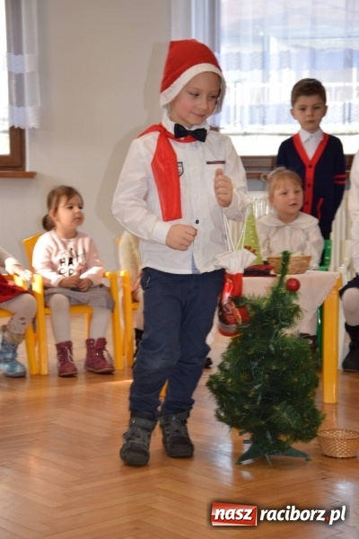 Zdjęcie w galerii na portalu naszraciborz.pl: Dzień Babci i Dziadka w Bolesławiu  wiadomości z regionu