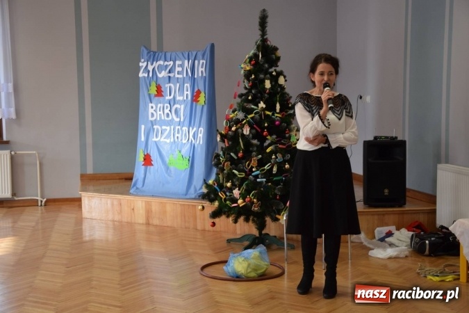 Zdjęcie w galerii na portalu naszraciborz.pl: Dzień Babci i Dziadka w Bolesławiu  wiadomości z regionu