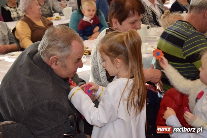 Zdjęcie w galerii na portalu naszraciborz.pl: Dzień Babci i Dziadka w Bolesławiu  wiadomości z regionu