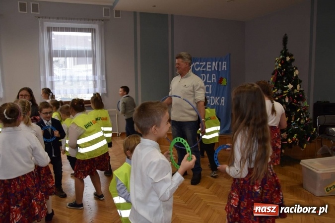 Zdjęcie w galerii na portalu naszraciborz.pl: Dzień Babci i Dziadka w Bolesławiu  wiadomości z regionu