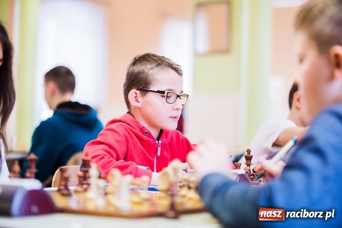Zdjęcie w galerii na portalu naszraciborz.pl: XVII Międzynarodowy Turniej Szachowy o Puchar Prezydenta Miasta Racibórz wiadomości z regionu