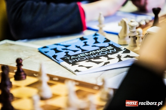 Zdjęcie w galerii na portalu naszraciborz.pl: XVII Międzynarodowy Turniej Szachowy o Puchar Prezydenta Miasta Racibórz wiadomości z regionu