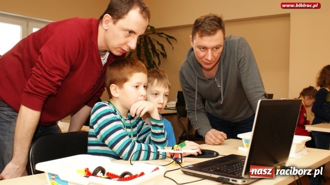 Zdjęcie w galerii na portalu naszraciborz.pl: Ferie z biblioteką: Baśniowy Świat Walta Disneya  wiadomości z regionu