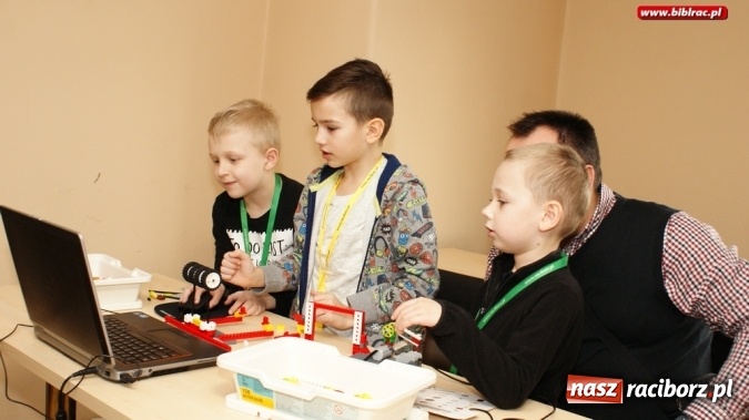 Zdjęcie w galerii na portalu naszraciborz.pl: Ferie z biblioteką: Baśniowy Świat Walta Disneya  wiadomości z regionu