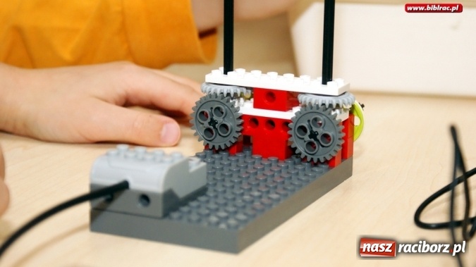 Zdjęcie w galerii na portalu naszraciborz.pl: Ferie z biblioteką: Baśniowy Świat Walta Disneya  wiadomości z regionu