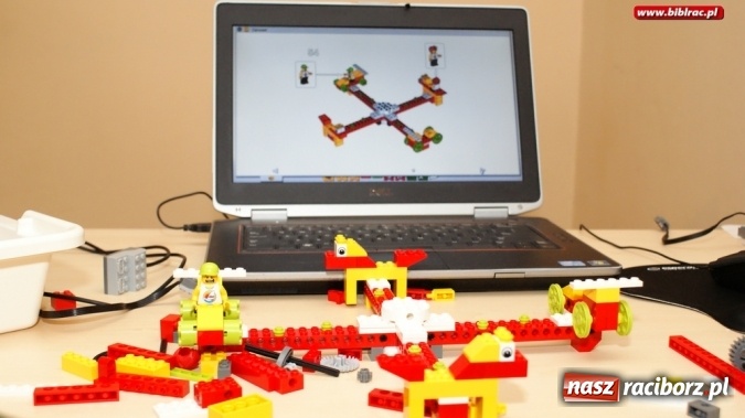 Zdjęcie w galerii na portalu naszraciborz.pl: Ferie z biblioteką: Baśniowy Świat Walta Disneya  wiadomości z regionu