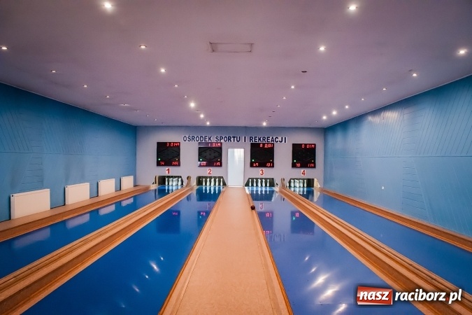 Zdjęcie w galerii na portalu naszraciborz.pl: Zima w Mieście 2017: Prawie 40 zawodników grało w kręgle przy Zamkowej wiadomości z regionu