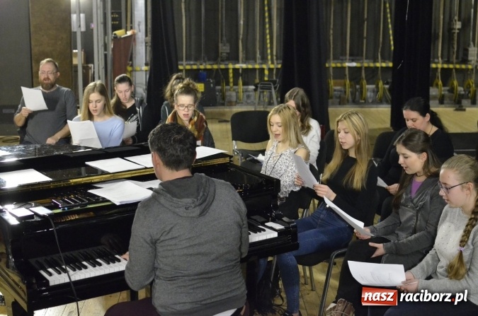 Zdjęcie w galerii na portalu naszraciborz.pl: Muzyka, plastyka i taniec, czyli feryjne warsztaty w RCK wiadomości z regionu