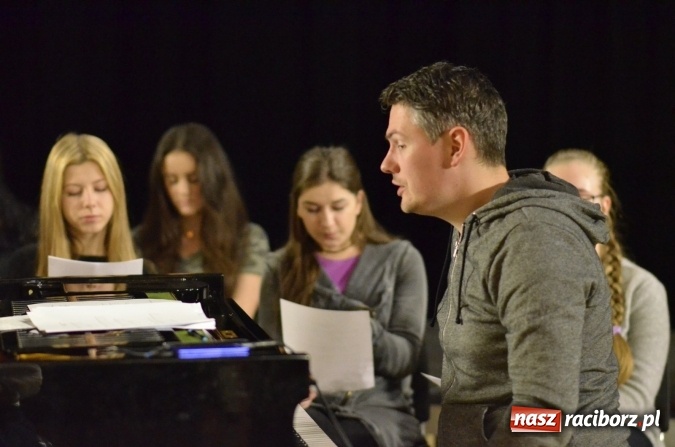 Zdjęcie w galerii na portalu naszraciborz.pl: Muzyka, plastyka i taniec, czyli feryjne warsztaty w RCK wiadomości z regionu