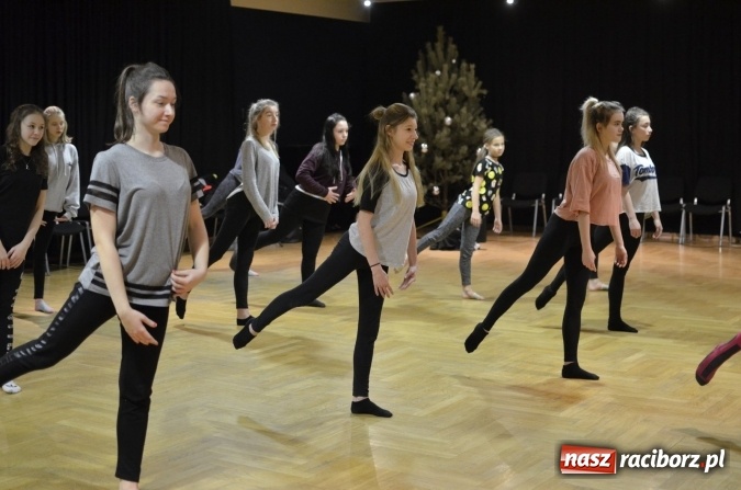 Zdjęcie w galerii na portalu naszraciborz.pl: Muzyka, plastyka i taniec, czyli feryjne warsztaty w RCK wiadomości z regionu
