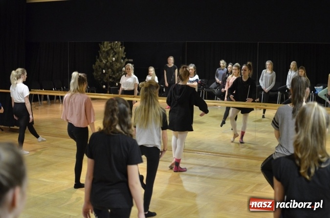 Zdjęcie w galerii na portalu naszraciborz.pl: Muzyka, plastyka i taniec, czyli feryjne warsztaty w RCK wiadomości z regionu