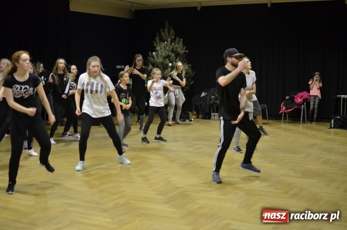 Zdjęcie w galerii na portalu naszraciborz.pl: Muzyka, plastyka i taniec, czyli feryjne warsztaty w RCK wiadomości z regionu