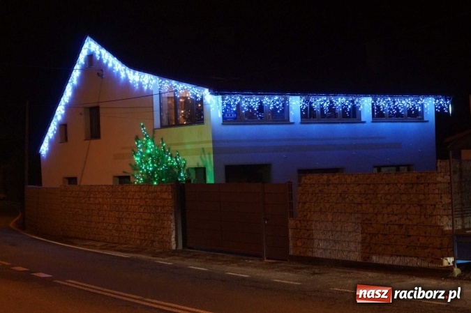 Zdjęcie w galerii na portalu naszraciborz.pl: Ciekawe dekoracje bożonarodzeniowe domu i posesji - druga edycja konkursu w Rudzie Kozielskiej wiadomości z regionu