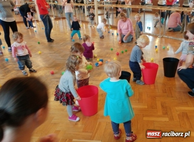Zdjęcie w galerii na portalu naszraciborz.pl: Fiku-miku: po zabawach czas na przerwę zimową FOTO wiadomości z regionu