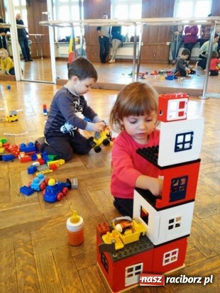 Zdjęcie w galerii na portalu naszraciborz.pl: Fiku-miku: po zabawach czas na przerwę zimową FOTO wiadomości z regionu