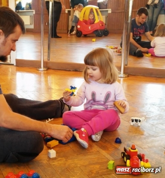 Zdjęcie w galerii na portalu naszraciborz.pl: Fiku-miku: po zabawach czas na przerwę zimową FOTO wiadomości z regionu