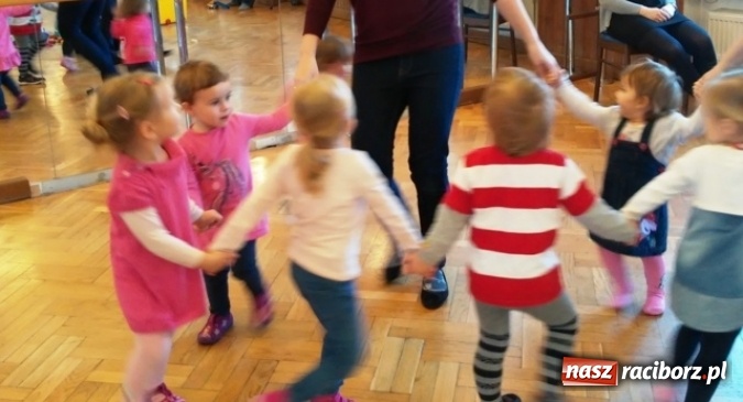 Zdjęcie w galerii na portalu naszraciborz.pl: Fiku-miku: po zabawach czas na przerwę zimową FOTO wiadomości z regionu