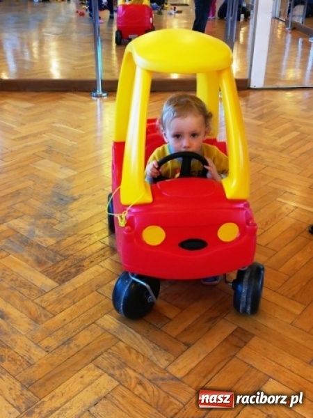 Zdjęcie w galerii na portalu naszraciborz.pl: Fiku-miku: po zabawach czas na przerwę zimową FOTO wiadomości z regionu