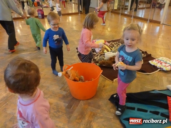 Zdjęcie w galerii na portalu naszraciborz.pl: Fiku-miku: po zabawach czas na przerwę zimową FOTO wiadomości z regionu