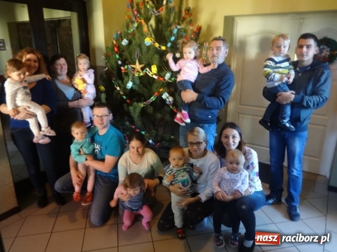 Zdjęcie w galerii na portalu naszraciborz.pl: Fiku-miku: po zabawach czas na przerwę zimową FOTO wiadomości z regionu