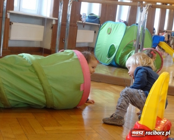 Zdjęcie w galerii na portalu naszraciborz.pl: Fiku-miku: po zabawach czas na przerwę zimową FOTO wiadomości z regionu