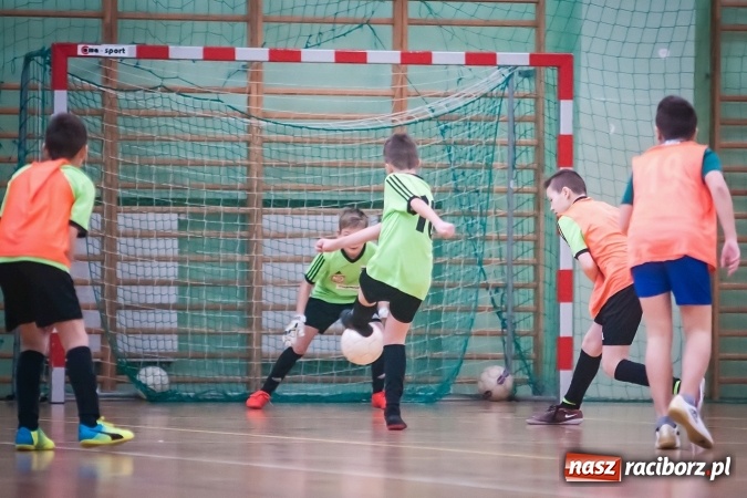Zdjęcie w galerii na portalu naszraciborz.pl: Turniej Dzikich Drużyn w Arenie Rafako wiadomości z regionu