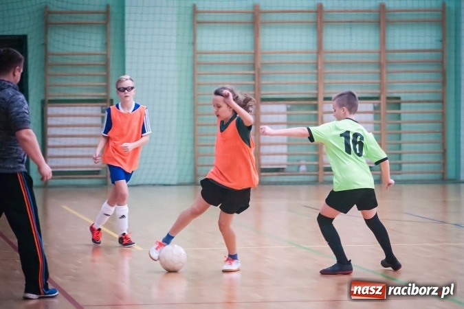 Zdjęcie w galerii na portalu naszraciborz.pl: Turniej Dzikich Drużyn w Arenie Rafako wiadomości z regionu