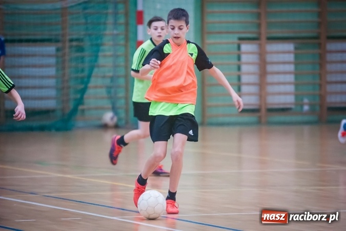 Zdjęcie w galerii na portalu naszraciborz.pl: Turniej Dzikich Drużyn w Arenie Rafako wiadomości z regionu