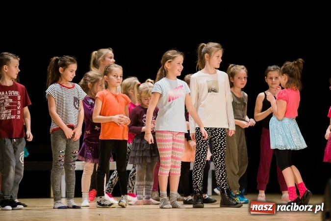 Zdjęcie w galerii na portalu naszraciborz.pl: Podsumowanie warsztatów tanecznych w Raciborskim Centrum Kultury wiadomości z regionu