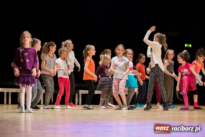 Zdjęcie w galerii na portalu naszraciborz.pl: Podsumowanie warsztatów tanecznych w Raciborskim Centrum Kultury wiadomości z regionu