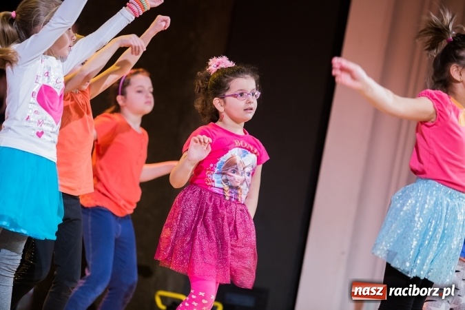 Zdjęcie w galerii na portalu naszraciborz.pl: Podsumowanie warsztatów tanecznych w Raciborskim Centrum Kultury wiadomości z regionu