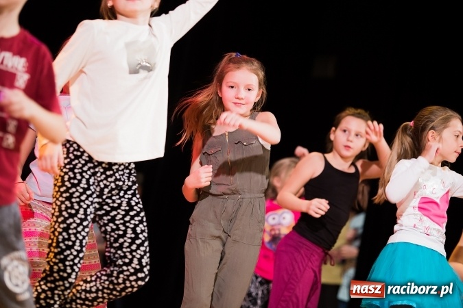 Zdjęcie w galerii na portalu naszraciborz.pl: Podsumowanie warsztatów tanecznych w Raciborskim Centrum Kultury wiadomości z regionu