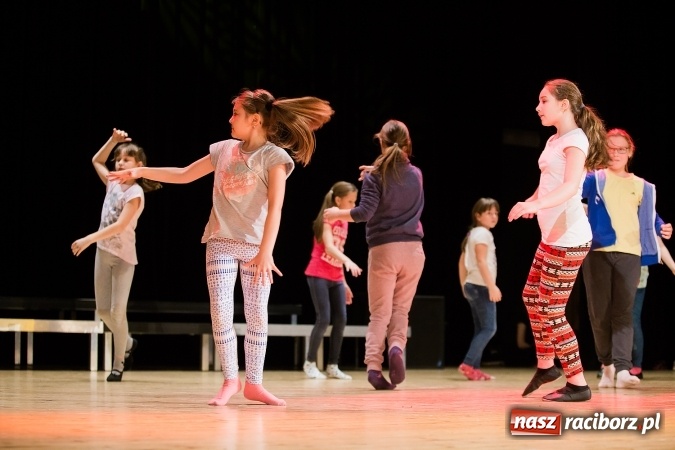 Zdjęcie w galerii na portalu naszraciborz.pl: Podsumowanie warsztatów tanecznych w Raciborskim Centrum Kultury wiadomości z regionu