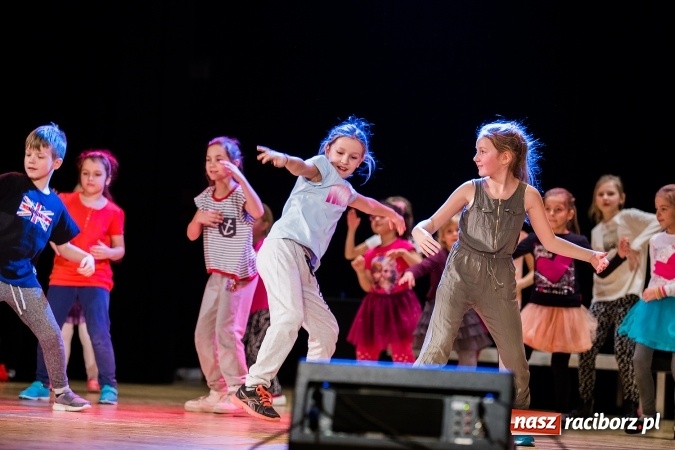 Zdjęcie w galerii na portalu naszraciborz.pl: Podsumowanie warsztatów tanecznych w Raciborskim Centrum Kultury wiadomości z regionu