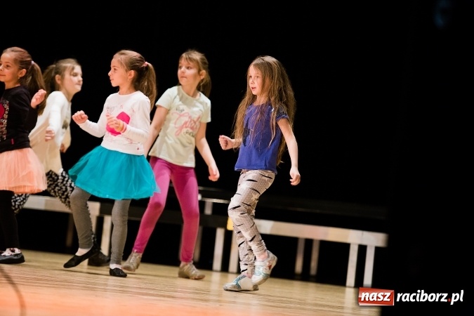 Zdjęcie w galerii na portalu naszraciborz.pl: Podsumowanie warsztatów tanecznych w Raciborskim Centrum Kultury wiadomości z regionu