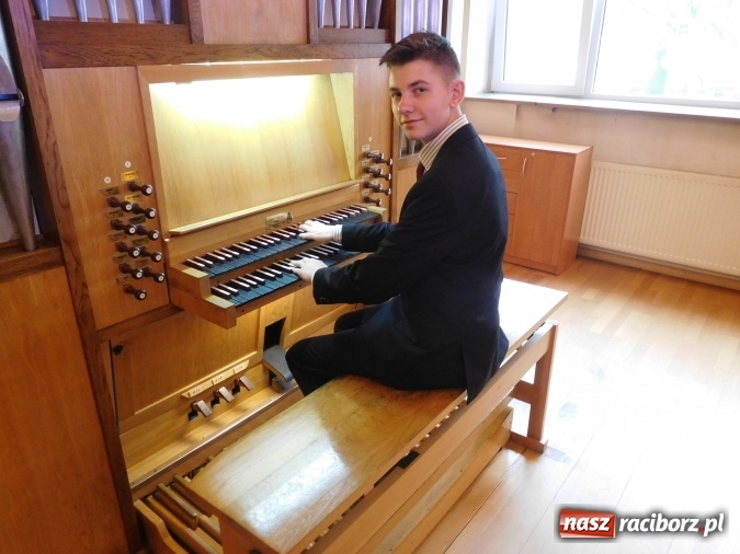 Zdjęcie w galerii na portalu naszraciborz.pl: Organiści z naszego regionu laureatami konkursu organowego w Warszawie wiadomości z regionu