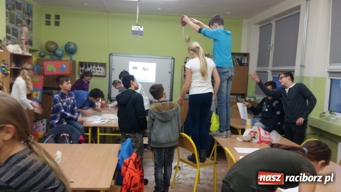 Zdjęcie w galerii na portalu naszraciborz.pl: Sukcesy Klubu Młodego Noblisty z SP 1 na Ostrogu wiadomości z regionu