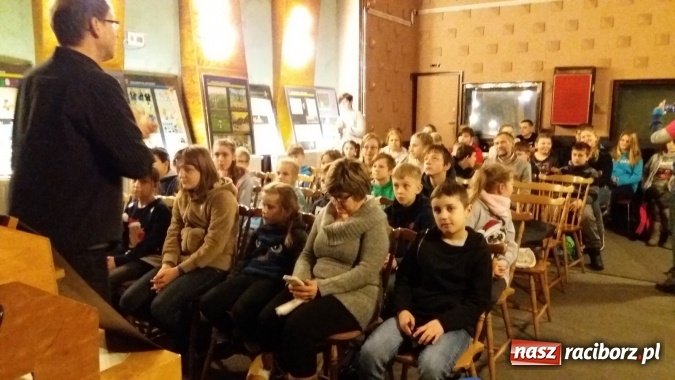 Zdjęcie w galerii na portalu naszraciborz.pl: Bolek i Lolek, angielska zima oraz miasto z plasteliny, czyli intensywne ferie w GCK w Nędzy  wiadomości z regionu