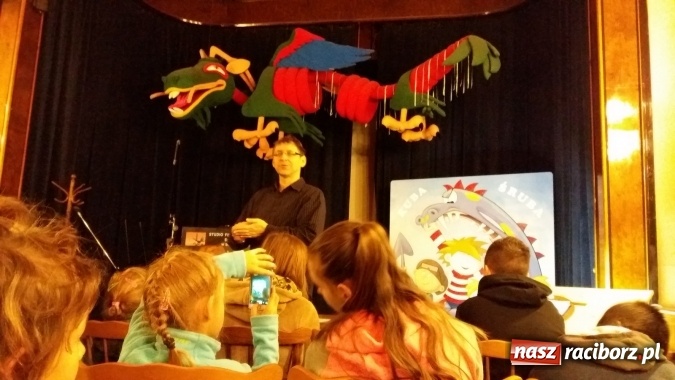 Zdjęcie w galerii na portalu naszraciborz.pl: Bolek i Lolek, angielska zima oraz miasto z plasteliny, czyli intensywne ferie w GCK w Nędzy  wiadomości z regionu