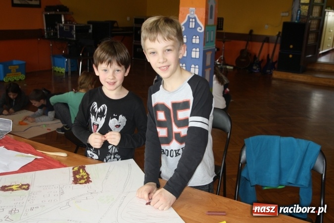 Zdjęcie w galerii na portalu naszraciborz.pl: Bolek i Lolek, angielska zima oraz miasto z plasteliny, czyli intensywne ferie w GCK w Nędzy  wiadomości z regionu