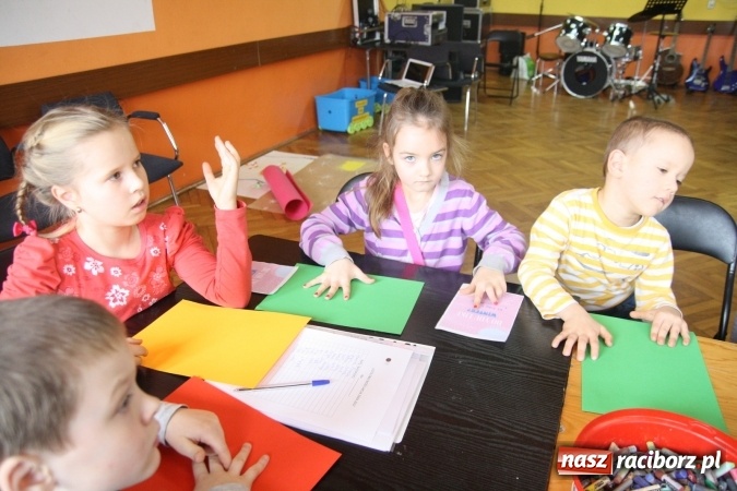 Zdjęcie w galerii na portalu naszraciborz.pl: Bolek i Lolek, angielska zima oraz miasto z plasteliny, czyli intensywne ferie w GCK w Nędzy  wiadomości z regionu