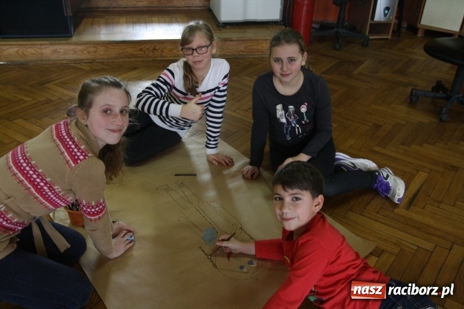 Zdjęcie w galerii na portalu naszraciborz.pl: Bolek i Lolek, angielska zima oraz miasto z plasteliny, czyli intensywne ferie w GCK w Nędzy  wiadomości z regionu