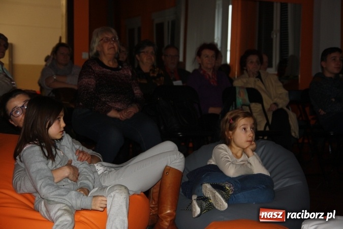 Zdjęcie w galerii na portalu naszraciborz.pl: Bolek i Lolek, angielska zima oraz miasto z plasteliny, czyli intensywne ferie w GCK w Nędzy  wiadomości z regionu