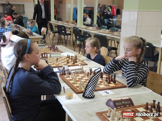 Zdjęcie w galerii na portalu naszraciborz.pl: XVII Międzynarodowy Turniej Szachowy o Puchar Prezydenta. Dzieci i młodzież zakończyły rywalizację wiadomości z regionu