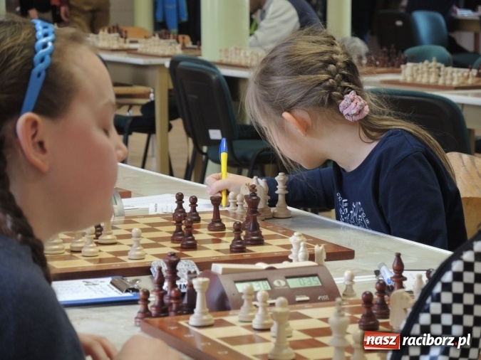 Zdjęcie w galerii na portalu naszraciborz.pl: XVII Międzynarodowy Turniej Szachowy o Puchar Prezydenta. Dzieci i młodzież zakończyły rywalizację wiadomości z regionu