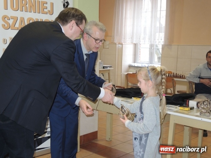 Zdjęcie w galerii na portalu naszraciborz.pl: XVII Międzynarodowy Turniej Szachowy o Puchar Prezydenta. Dzieci i młodzież zakończyły rywalizację wiadomości z regionu