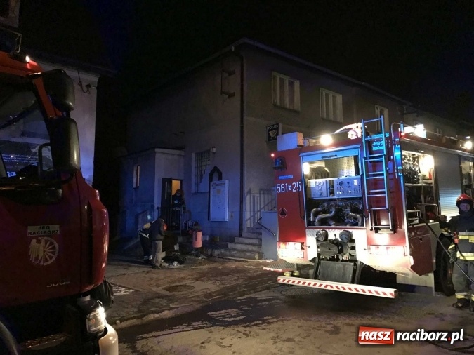 Zdjęcie w galerii na portalu naszraciborz.pl: Nocna akcja strażaków na Brzeziu  wiadomości z regionu