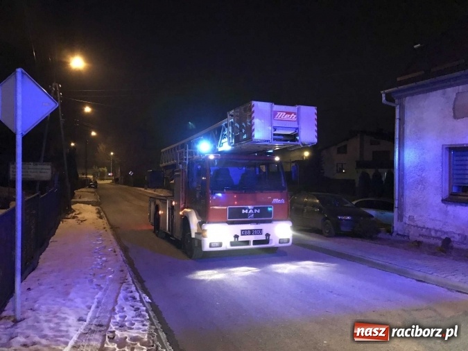 Zdjęcie w galerii na portalu naszraciborz.pl: Nocna akcja strażaków na Brzeziu  wiadomości z regionu