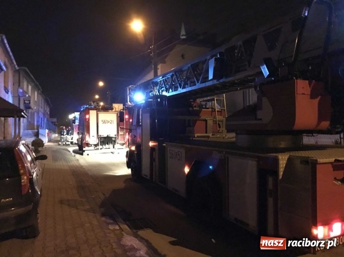 Zdjęcie w galerii na portalu naszraciborz.pl: Nocna akcja strażaków na Brzeziu  wiadomości z regionu
